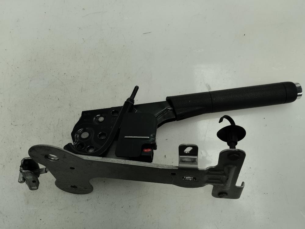 PALANCA FRENO DE MANO CITROEN C3 1.2 MT 82CV | 60KW
