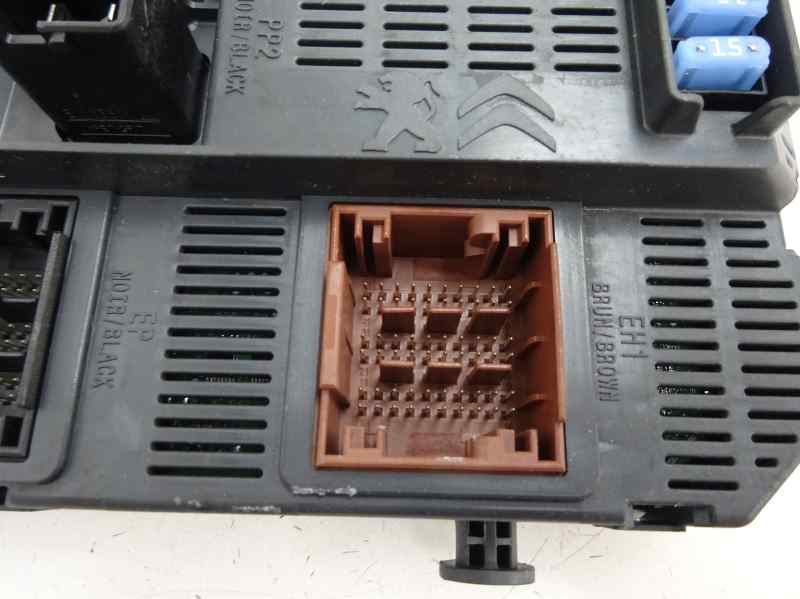 CAJA RELES FUSIBLES PEUGEOT 208 1.2 VTI MT 82CV