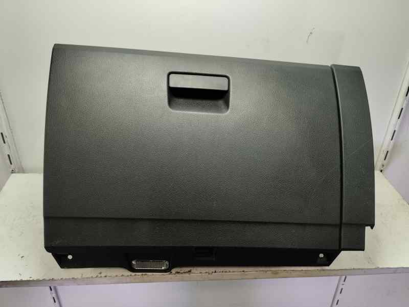 GUANTERA SEAT ARONA 2022 1.0 AMT 110CV | 81KW
