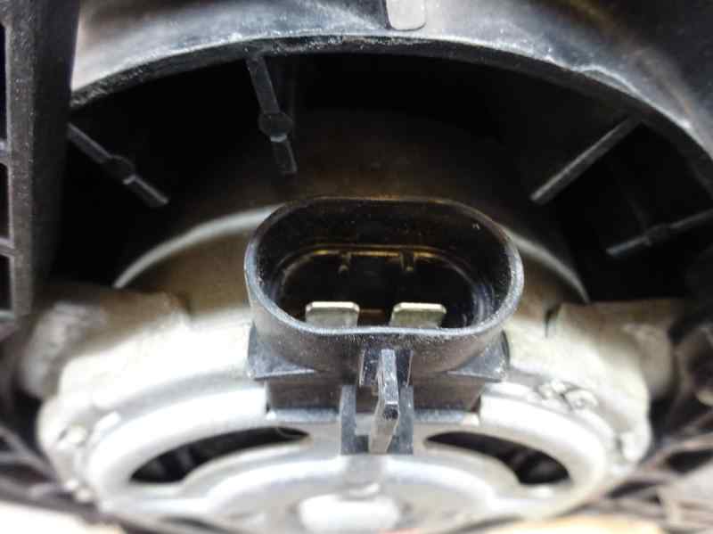 ELECTROVENTILADOR FIAT GRANDE PUNTO 1.4 8V 5 MT 77CV