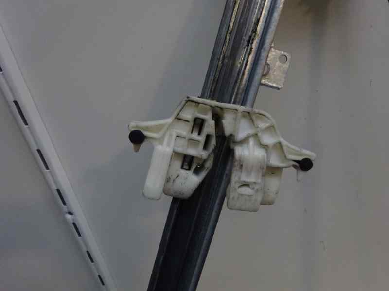 ELEVALUNAS DELANTERO IZQUIERDO CITROEN C8 2.0 HDI MT 109CV