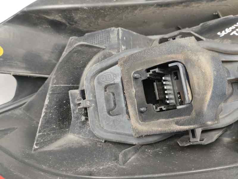 PILOTO TRASERO DERECHO RENAULT SCENIC 1.5 DCI MT 105CV
