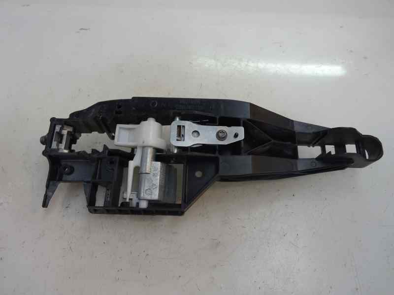 SOPORTE MANETA EXTERIOR PUERTA TRASERA DERECHA PEUGEOT 2008 1.6 MT 120CV | 88KW