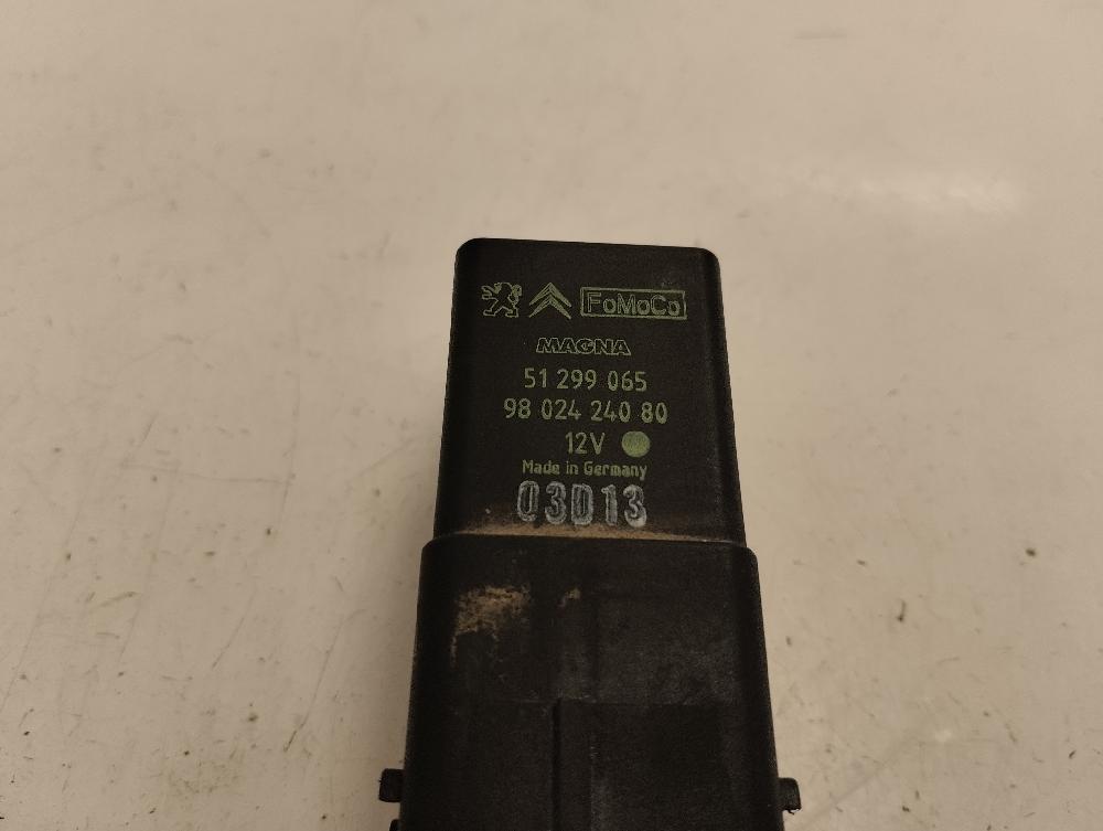 CAJA PRECALENTAMIENTO PEUGEOT 208 1.4 HDI MT 68CV