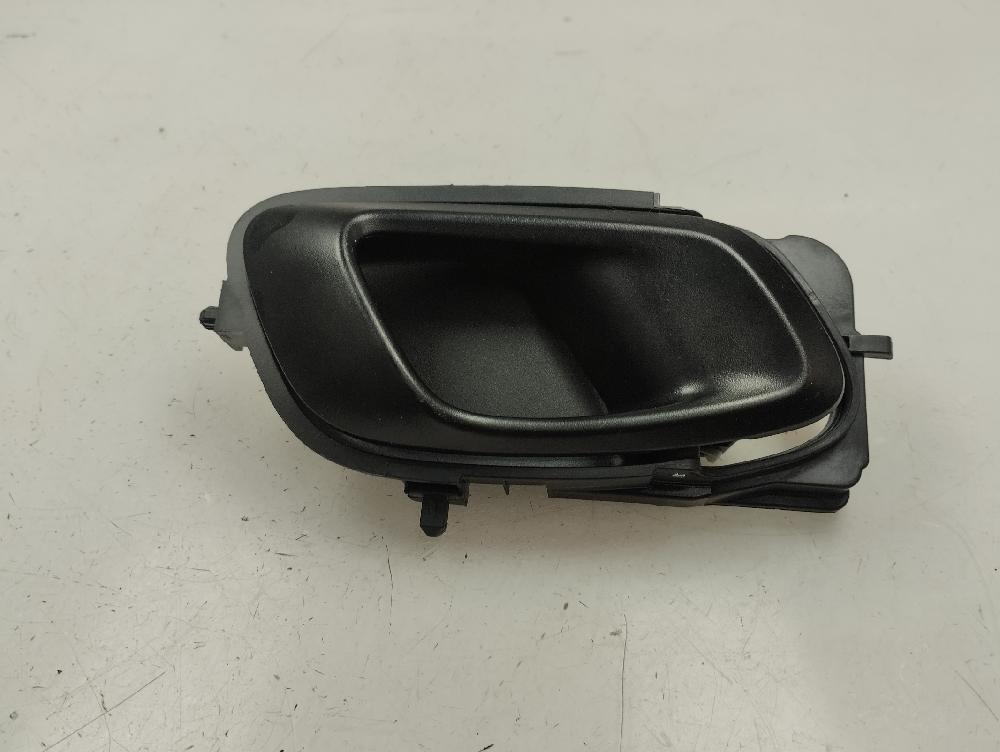 MANETA INTERIOR DELANTERA DERECHA HYUNDAI BAYON 2023 1.2 MT 84CV | 62KW