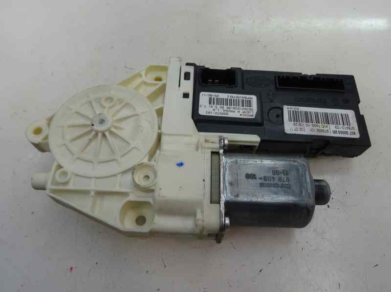 MOTOR ELEVALUNAS DELANTERO DERECHO RENAULT LAGUNA 2.0 DCI MT 131CV