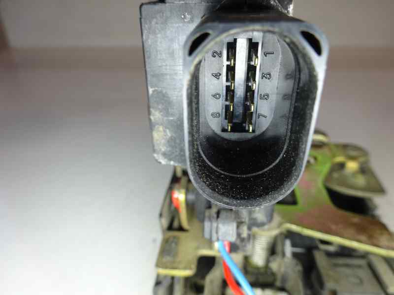 CERRADURA PUERTA DELANTERA IZQUIERDA VOLKSWAGEN GOLF 1.9 TDI MT 110CV | 81KW