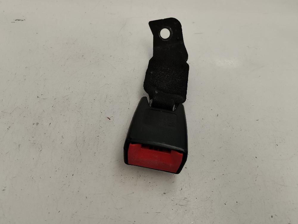 ANCLAJE CINTURON TRASERO IZQUIERDO BMW SERIE 1 2.0 MT 150CV | 110KW