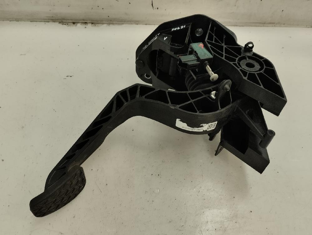 PEDAL EMBRAGUE FORD FIESTA 1.5 TDCI DURATORQ MT 85CV | 63KW