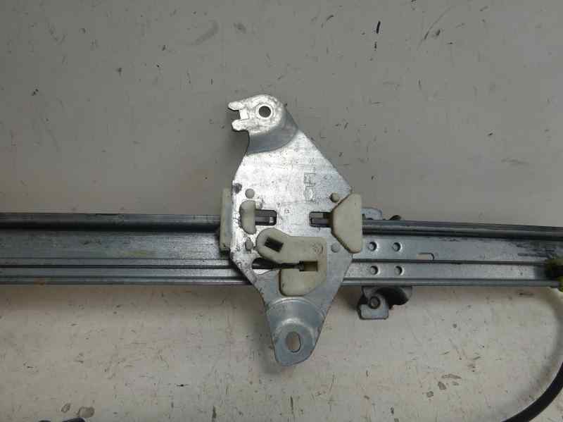 ELEVALUNAS DELANTERO IZQUIERDO NISSAN ALMERA TINO 1.8 MT 116CV