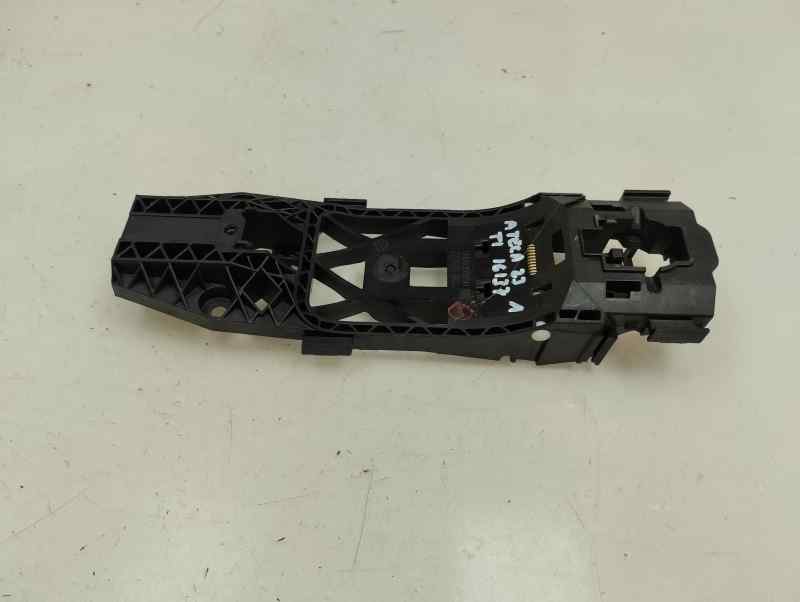 SOPORTE MANETA EXTERIOR PUERTA TRASERA IZQUIERDA SEAT ATECA 2.0 TDI MT 4DRIVE 150CV