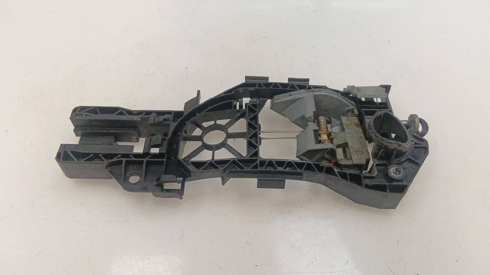 SOPORTE MANETA EXTERIOR DELANTERA DERECHA VOLKSWAGEN PASSAT PASSAT 2.0 140CV TDI 103KW