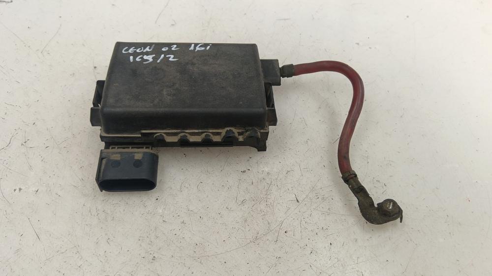 CAJA RELES FUSIBLES SEAT LEON 1.6 MT 100CV | 74KW