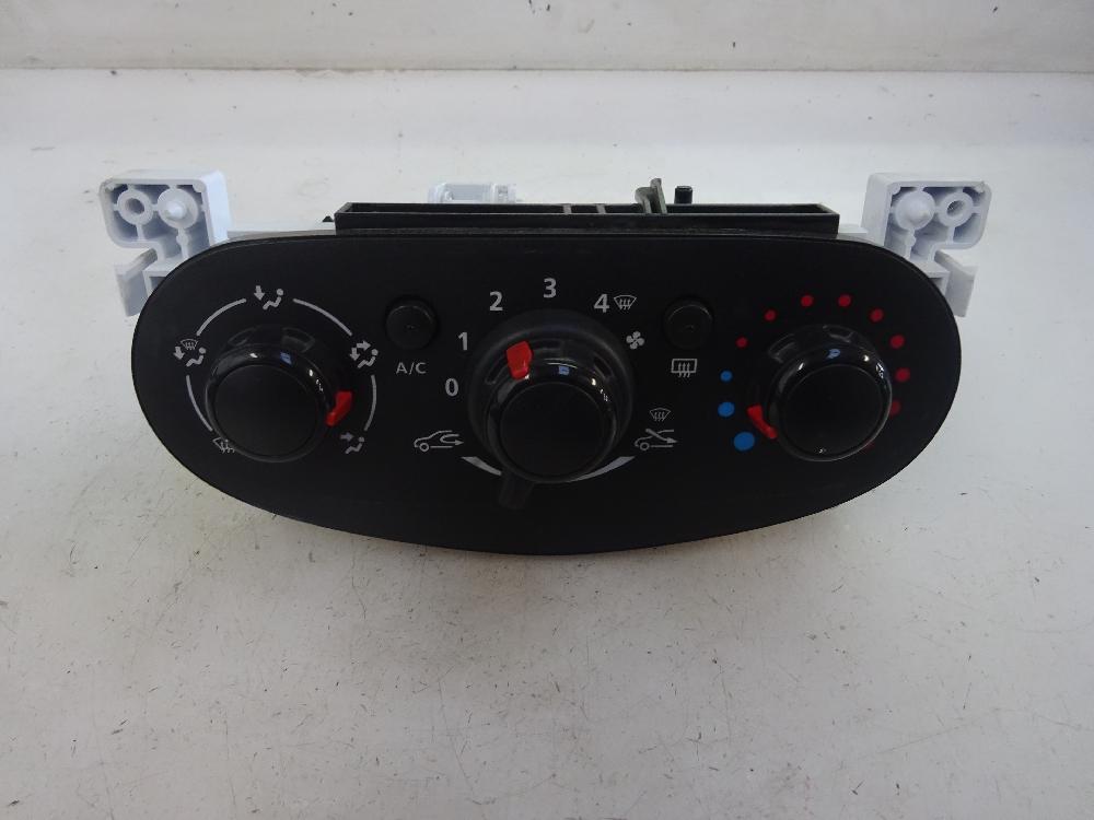 MANDO CALEFACCION AIRE ACONDICIONADO DACIA SANDERO 0.9 TCE MT 97CV