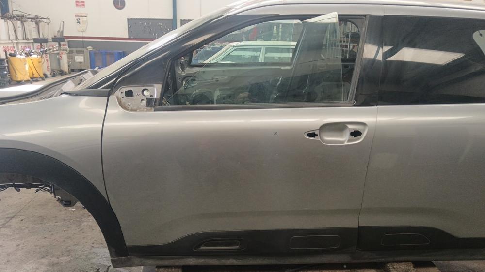 PUERTA DELANTERA IZQUIERDA CITROEN C4 CACTUS 1.2 MT 110CV | 81KW