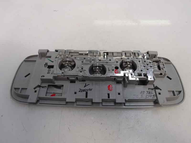 LUZ INTERIOR VOLKSWAGEN GOLF 1.9 TDI 5MT 105CV