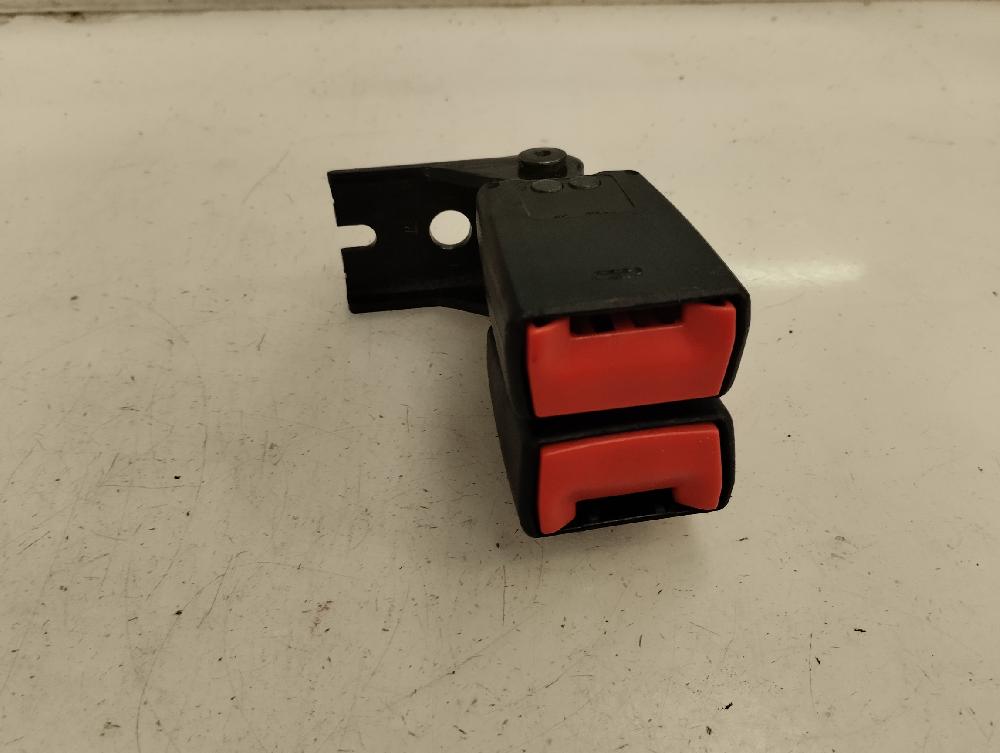ANCLAJE CINTURON TRASERO DERECHO FORD FIESTA 1.6 TDCI MT 95CV | 74KW