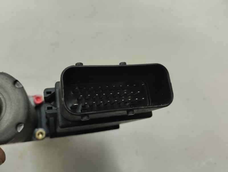 MOTOR ELEVALUNAS DELANTERO DERECHO VOLKSWAGEN PASSAT 1.9 TDI 6MT 130CV