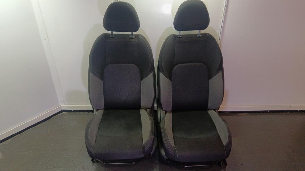 JUEGO ASIENTOS COMPLETO NISSAN QASHQAI 1.3 MT 140CV