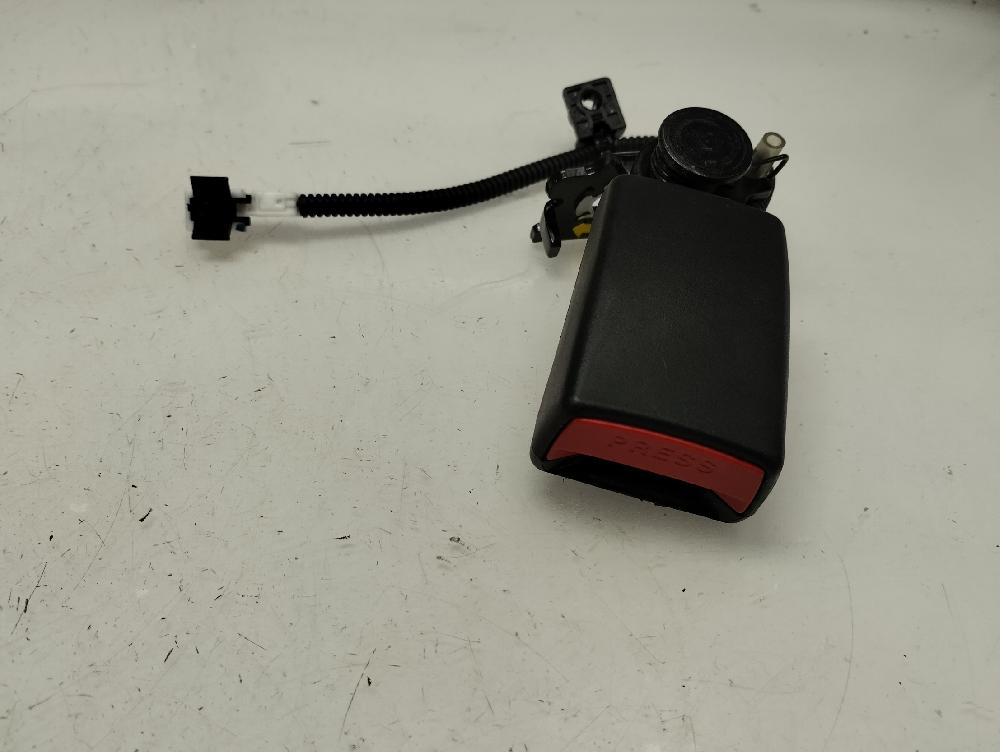 ANCLAJE CINTURON TRASERO IZQUIERDO HYUNDAI I10 1.0 MT 67CV | 49KW