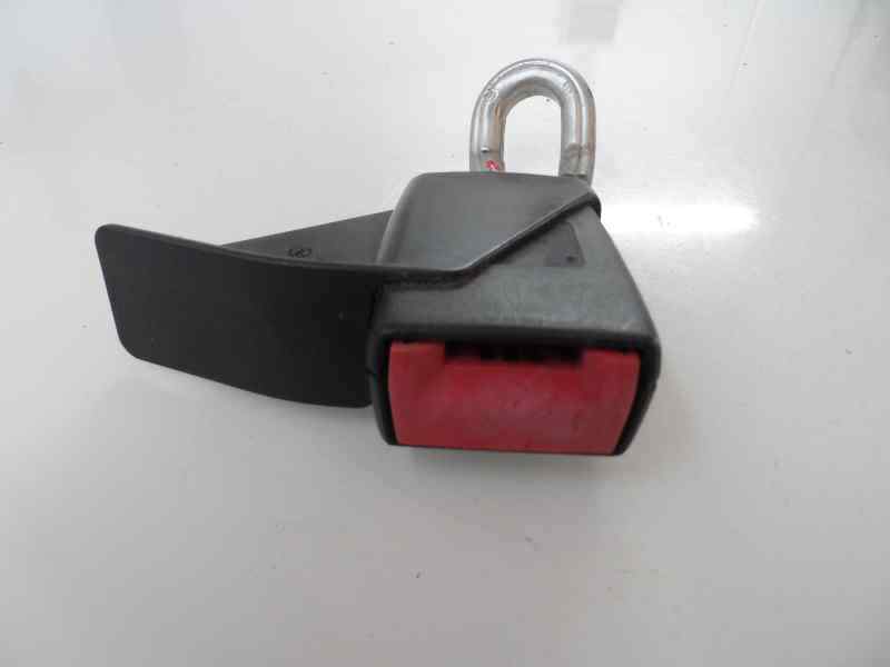 ANCLAJE CINTURON TRASERO IZQUIERDO MERCEDES BENZ CLASE CLK 2001 2.3 CLK 230 MT 197CV
