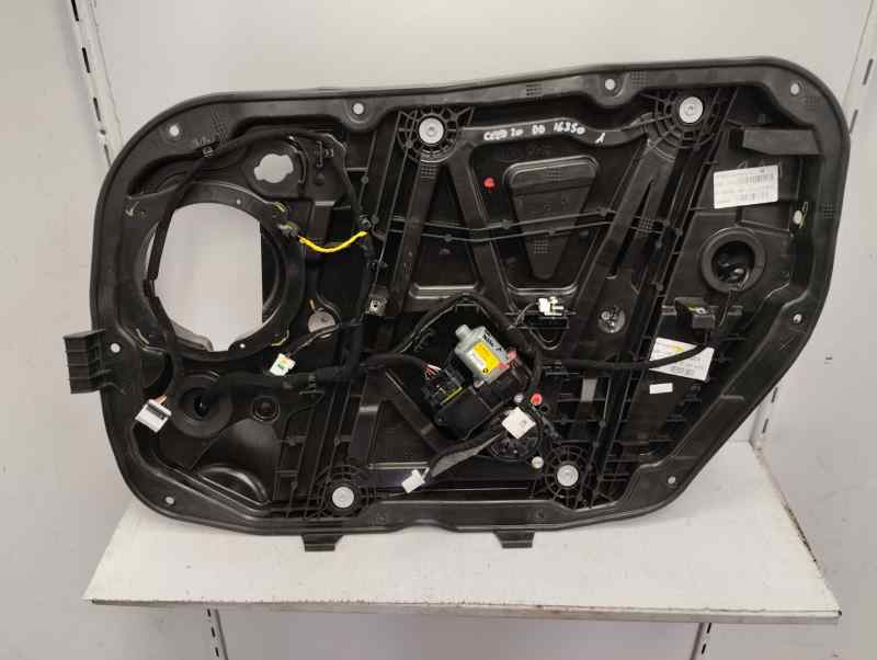 ELEVALUNAS DELANTERO DERECHO KIA CEED 1.6 CRDI MT 136CV