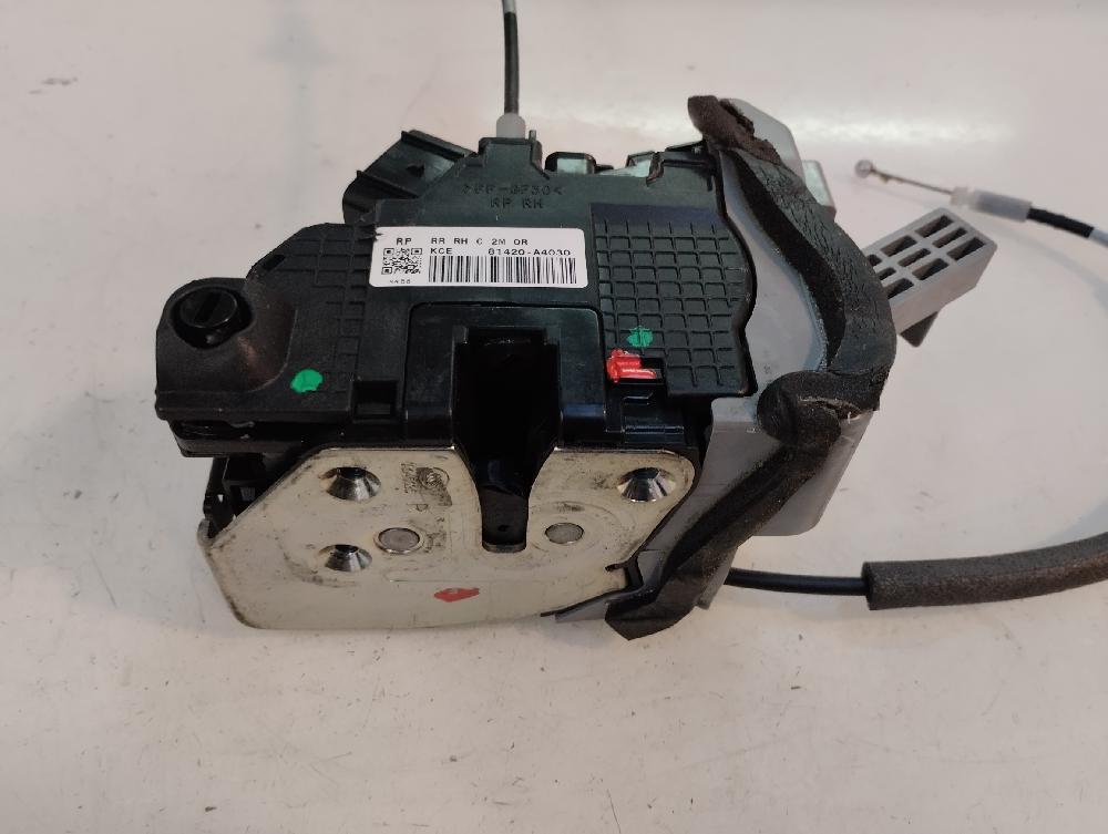 CERRADURA PUERTA TRASERA DERECHA KIA CARENS 1.7 MT 115CV | 85KW
