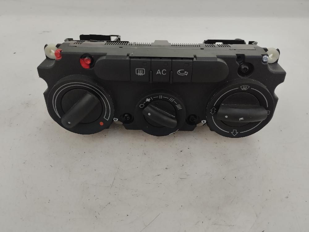 MANDO CALEFACCION AIRE ACONDICIONADO AUDI A3 1.9 TDI MT 105CV | 77KW