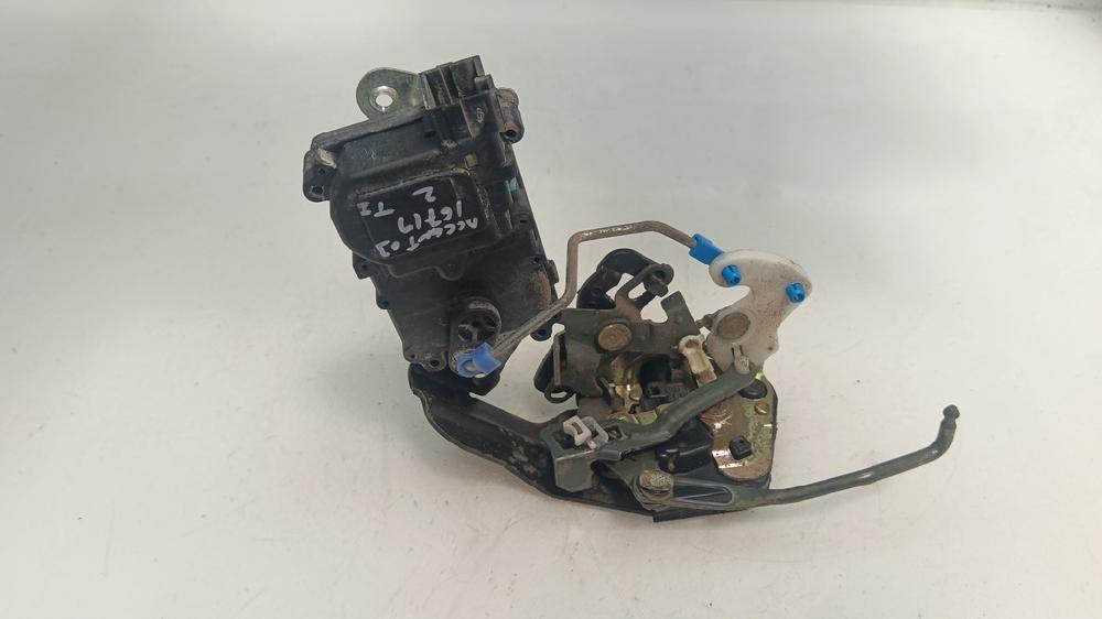CERRADURA PUERTA TRASERA IZQUIERDA HYUNDAI ACCENT 2003 1.5D MT 82CV | 60KW