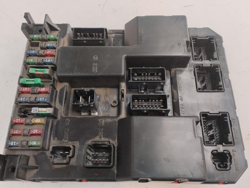 CAJA RELES FUSIBLES PEUGEOT 307 2.0 HDI MT 90CV