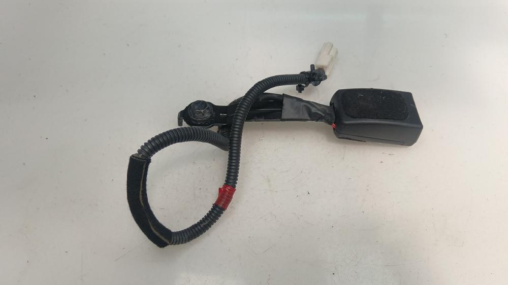 ANCLAJE CINTURON DELANTERO IZQUIERDO KIA CEED 1.4 MT 90CV | 66KW