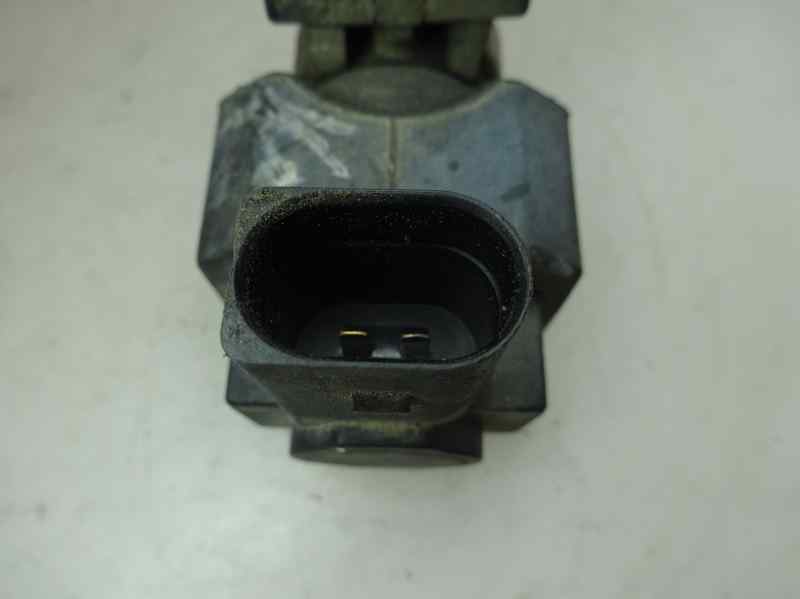 VALVULA AIRE ADICIONAL AUDI A4 2.5 TDI MT 163CV