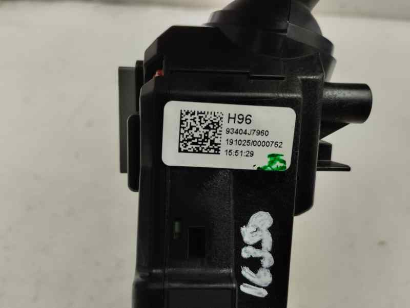MANDO MULTIFUNCION KIA CEED 1.6 CRDI MT 136CV