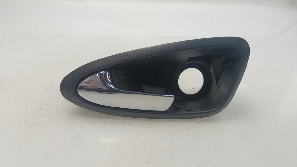 MANETA INTERIOR DELANTERA IZQUIERDA SEAT IBIZA 1.2 MT 90CV | 66KW
