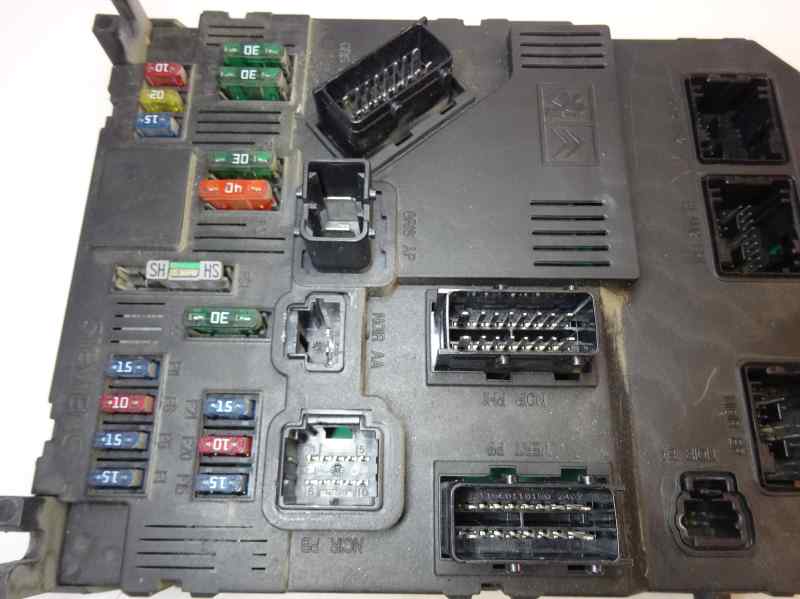 CAJA RELES FUSIBLES PEUGEOT 206 1.9 D MT 70CV