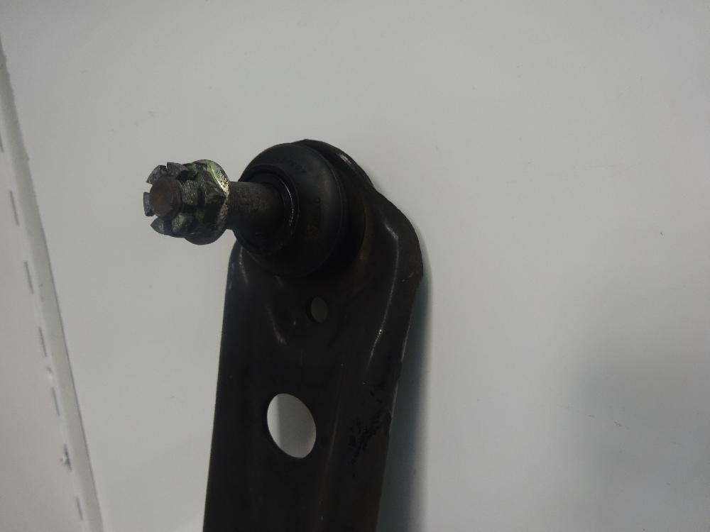 BRAZO SUSPENSION INFERIOR DELANTERO DERECHO TOYOTA YARIS 1.3 MT 87CV | 64KW