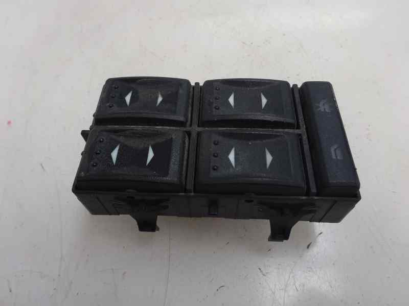 MANDO ELEVALUNAS DELANTERO IZQUIERDO FORD MONDEO 2001 1.8 MT 125CV | 92KW