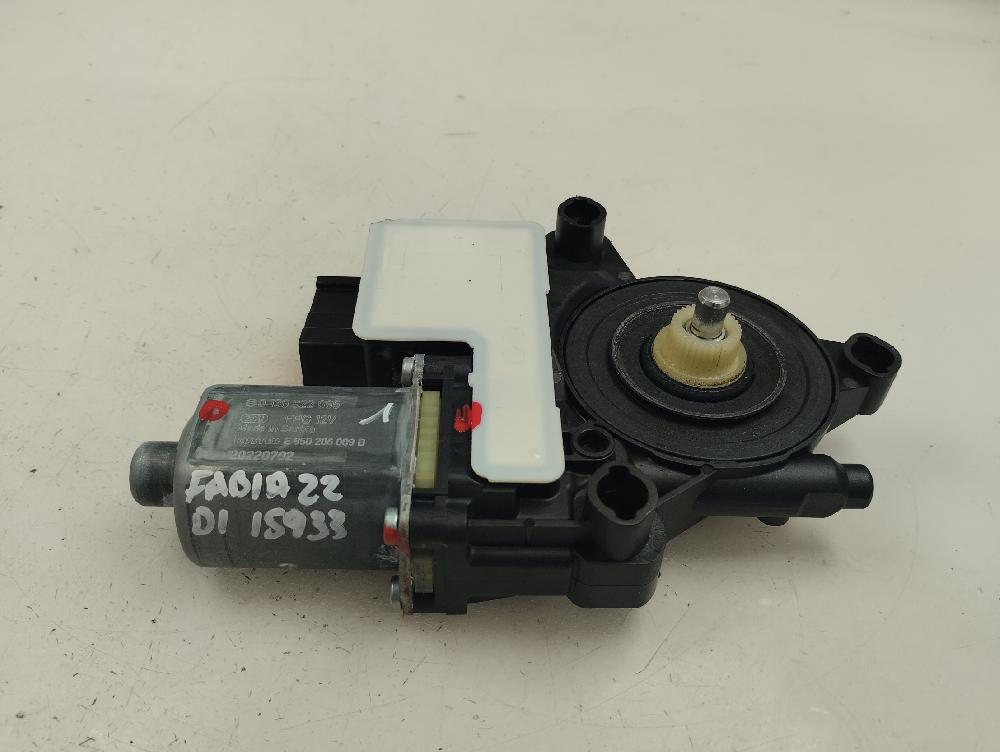 MOTOR ELEVALUNAS DELANTERO IZQUIERDO SKODA FABIA 1.0 TSI MT 95CV