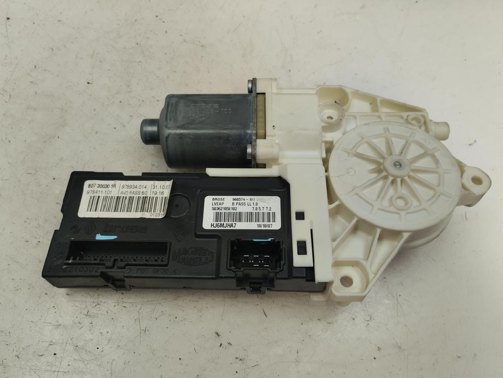 MOTOR ELEVALUNAS DELANTERO DERECHO RENAULT LAGUNA 1.5 DCI MT 110CV
