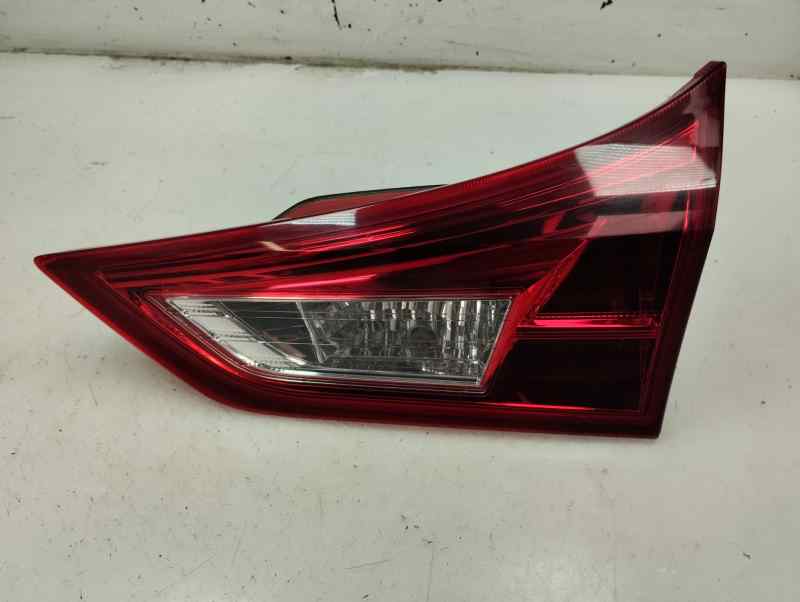 PILOTO TRASERO DERECHO INTERIOR TOYOTA AURIS 2.0 D-4D MT 124CV | 91KW