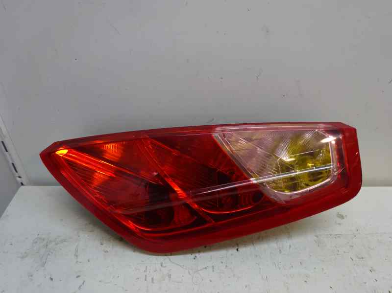 PILOTO TRASERO DERECHO FIAT GRANDE PUNTO 1.4 8V 5 MT 77CV