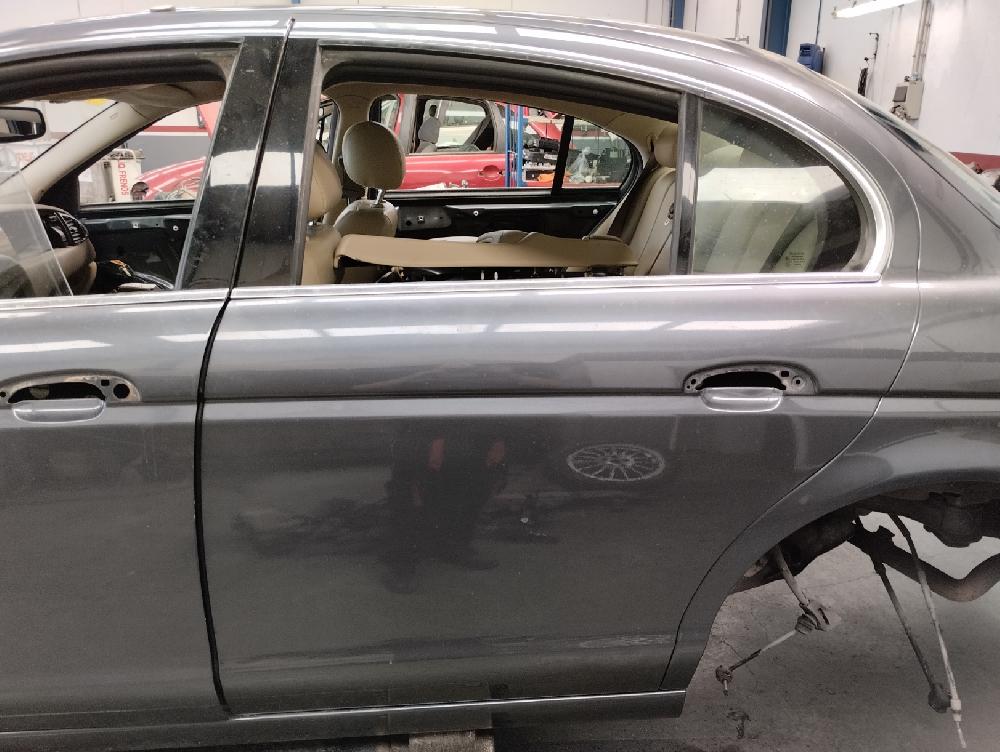 PUERTA TRASERA IZQUIERDA JAGUAR STYPE 2.7 D MT 207CV