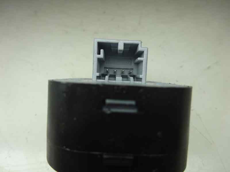 MANDO RETROVISOR AUDI A3 2.0 TDI MT 140CV