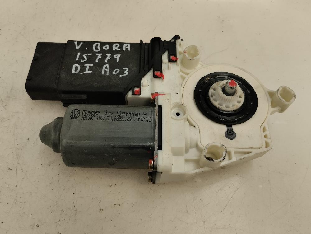 MOTOR ELEVALUNAS DELANTERO IZQUIERDO VOLKSWAGEN BORA 1.6 16V MT 105CV | 77KW