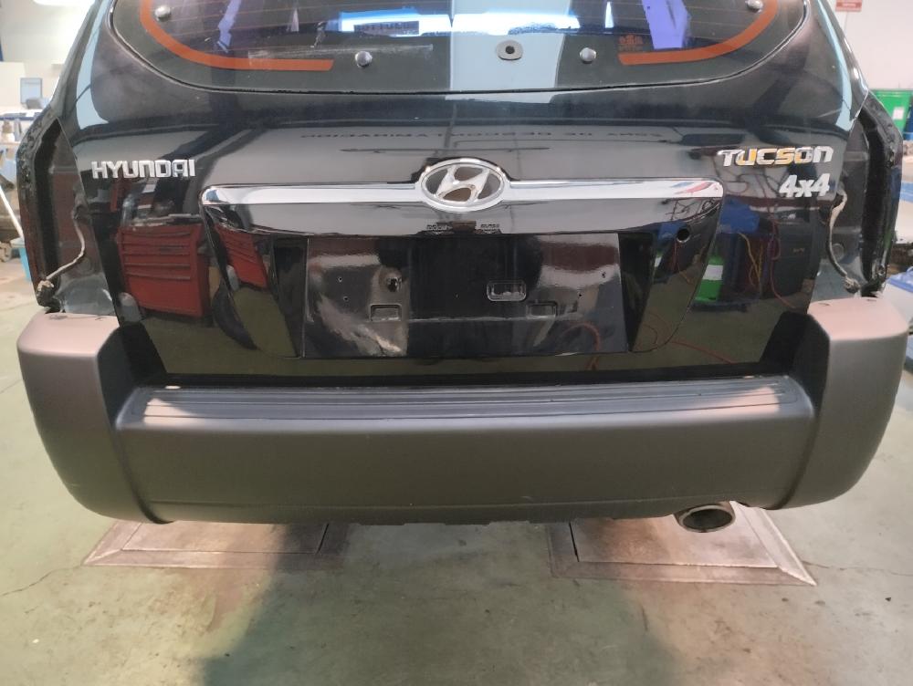 PARAGOLPES TRASERO HYUNDAI TUCSON 2006 2.0 CRDI MT 2WD 140CV | 103KW