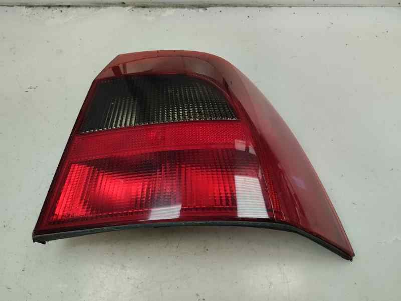PILOTO TRASERO DERECHO OPEL VECTRA 2001 1.6 MT 101CV