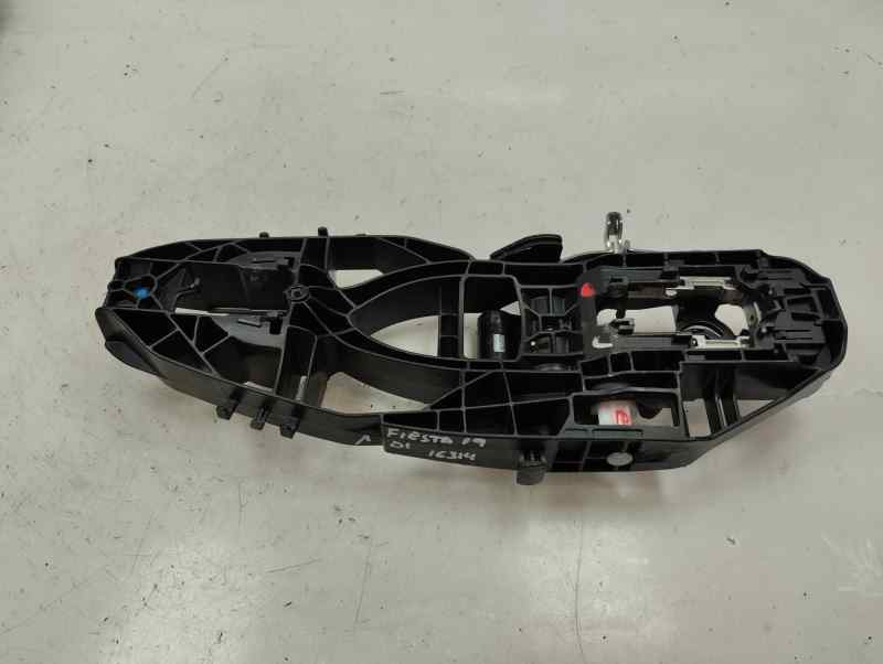 SOPORTE MANETA EXTERIOR DELANTERA IZQUIERDA FORD FIESTA 1.0 ECOBOOST MT 100CV | 74KW