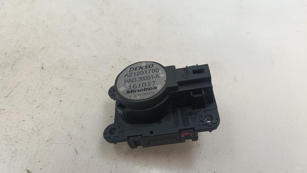 MOTOR APERTURA TRAMPILLAS CLIMATIZADOR TOYOTA PROACE 1.6 MT 115CV | 85KW