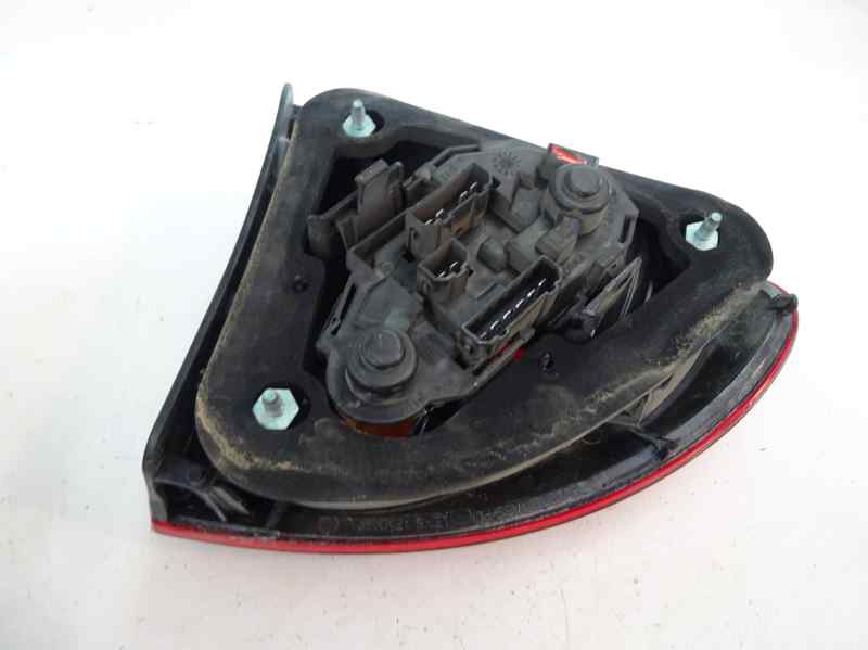 PILOTO TRASERO DERECHO SEAT LEON 1.9 MT 68CV | 50KW