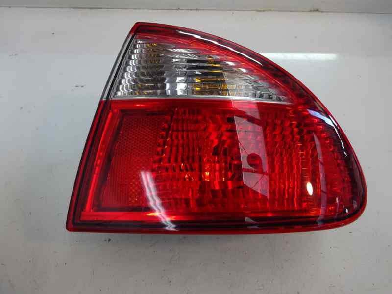 PILOTO TRASERO DERECHO SEAT LEON 1.9 MT 68CV | 50KW